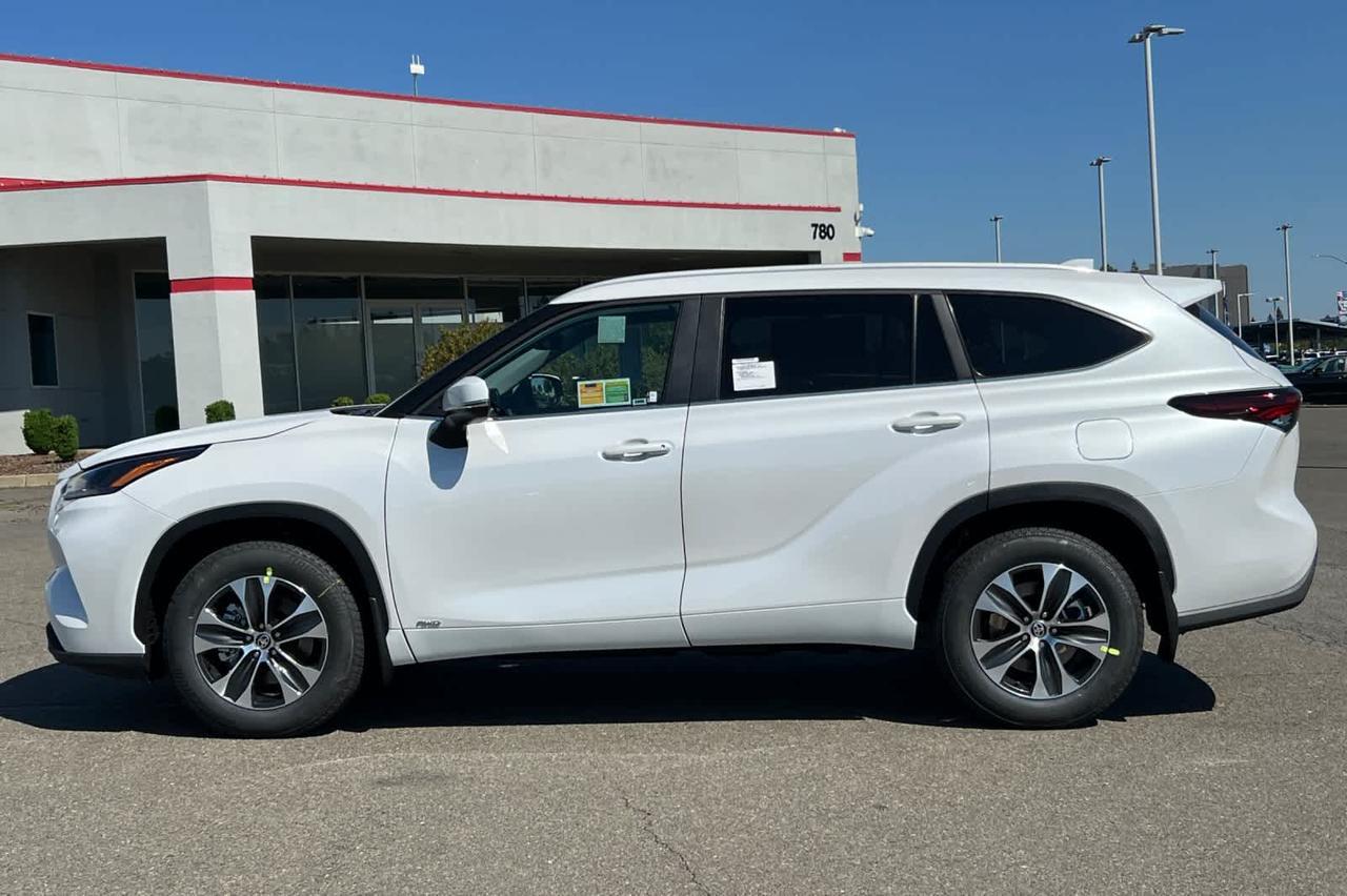 2026 Toyota Highlander Hybrid XLE Roseville CA