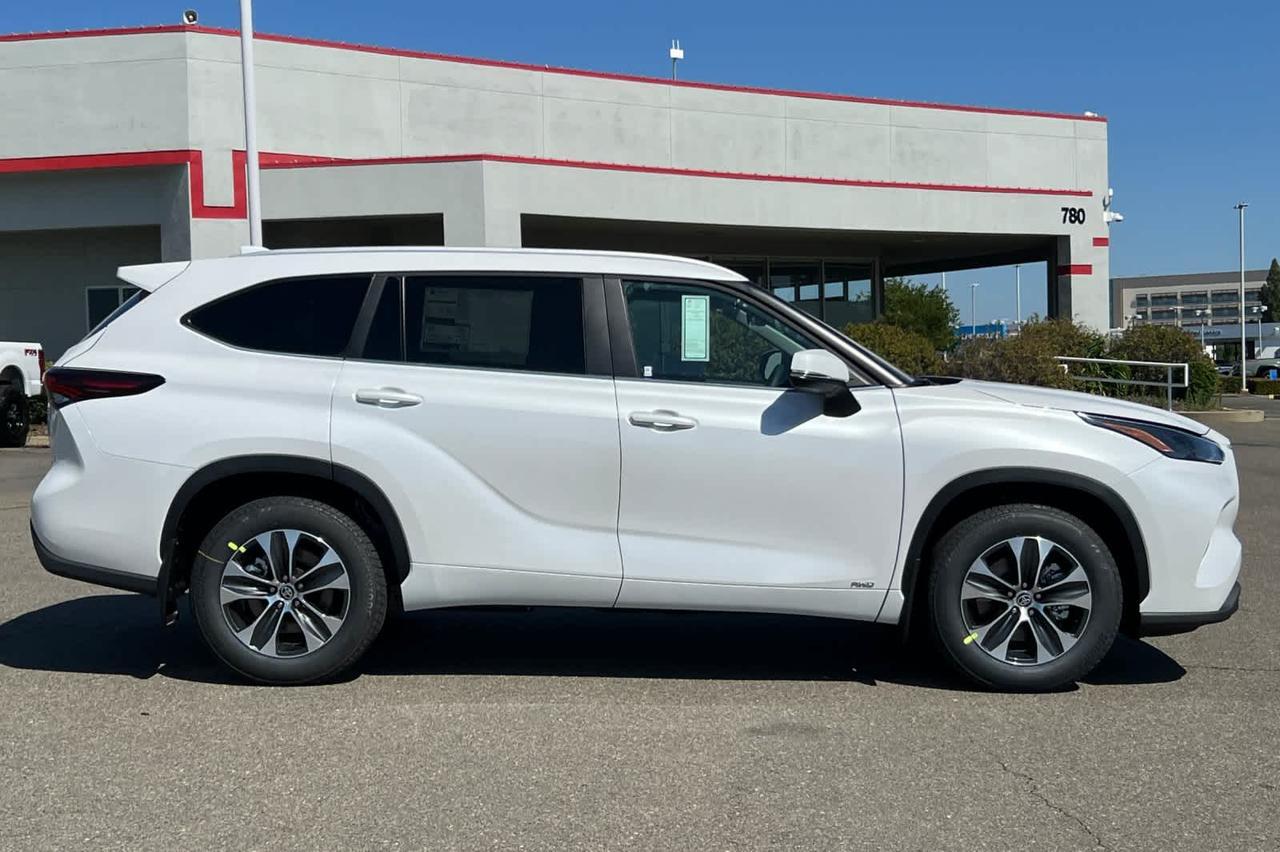 2026 Toyota Highlander Hybrid XLE Roseville CA