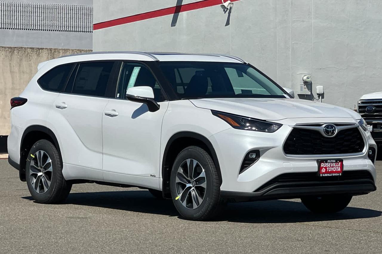 2026 Toyota Highlander Hybrid XLE Roseville CA
