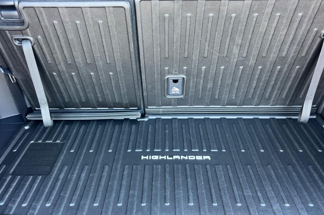 2026 Toyota Highlander Hybrid XLE Roseville CA