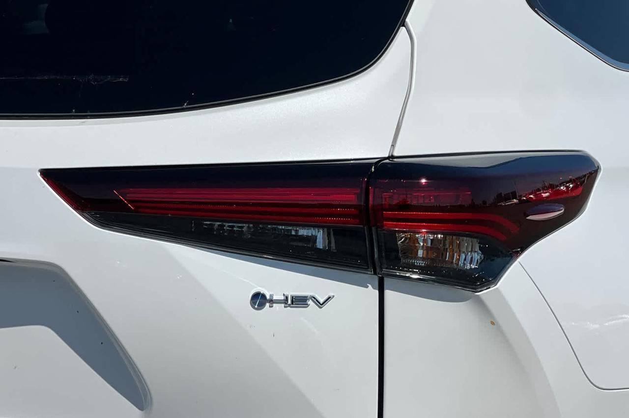 2026 Toyota Highlander Hybrid XLE Roseville CA