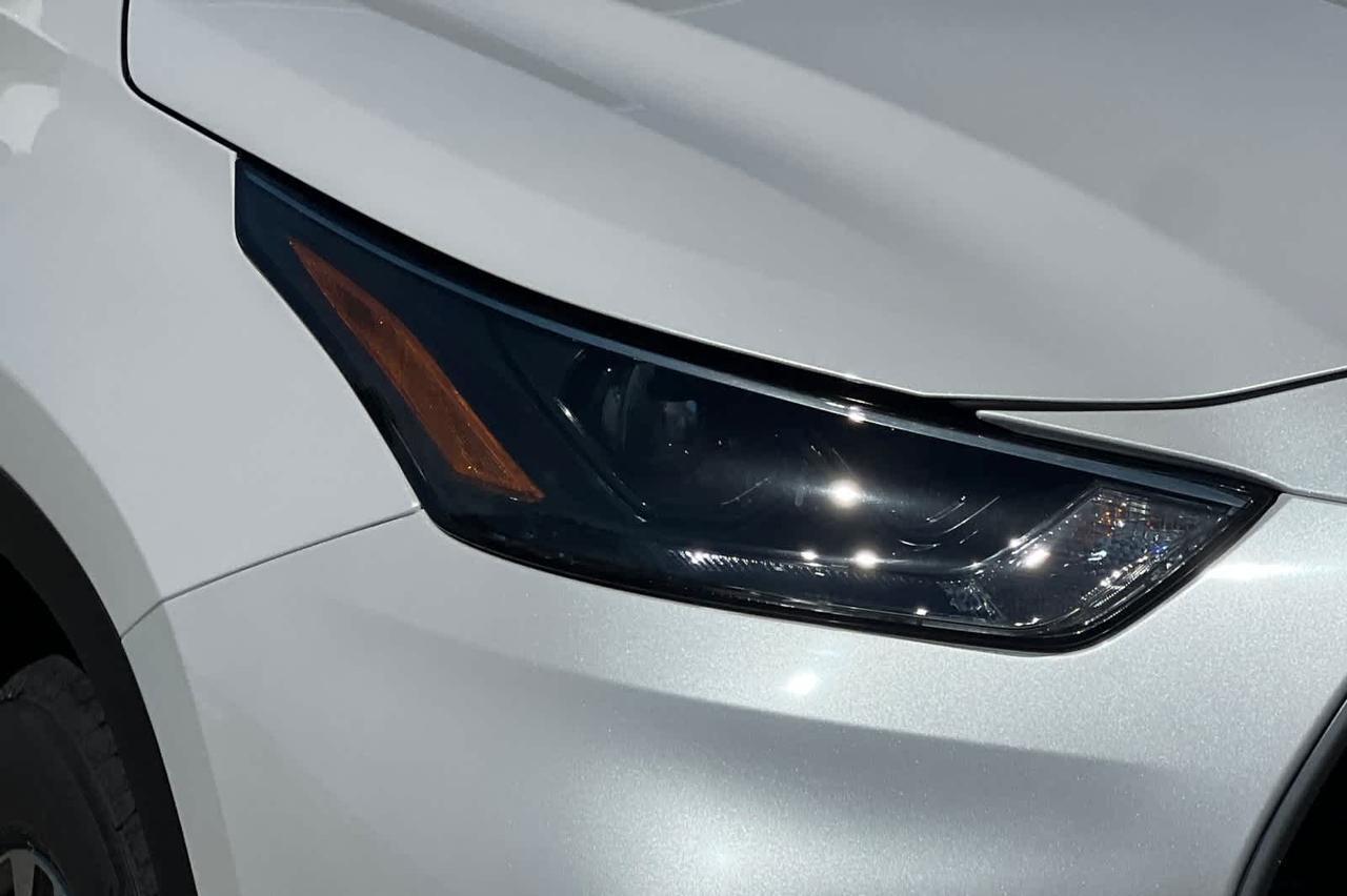 2026 Toyota Highlander Hybrid XLE Roseville CA