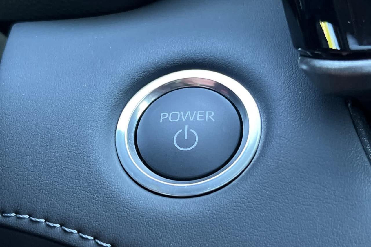2026 Toyota Highlander Hybrid XLE Roseville CA
