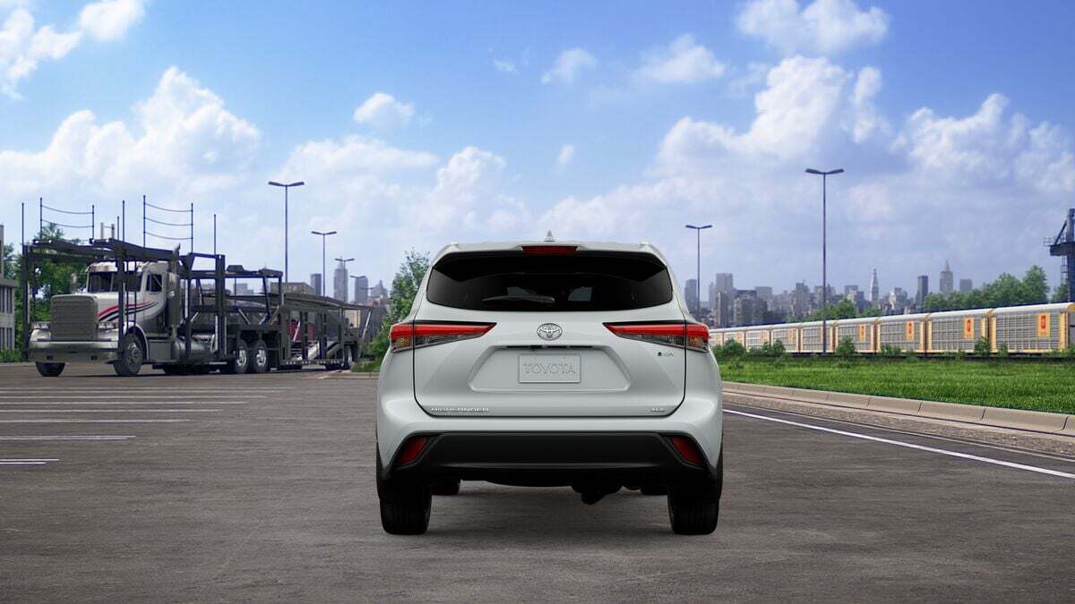 2026 Toyota Highlander Hybrid XLE Laurel MD