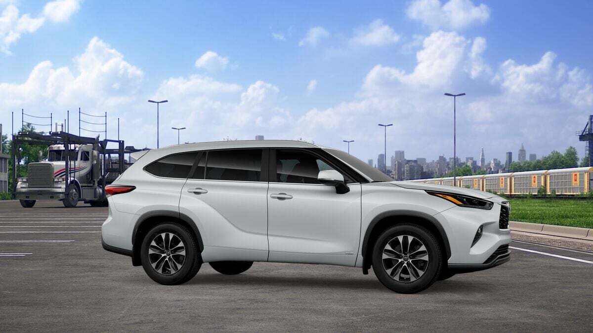 2026 Toyota Highlander Hybrid XLE Laurel MD