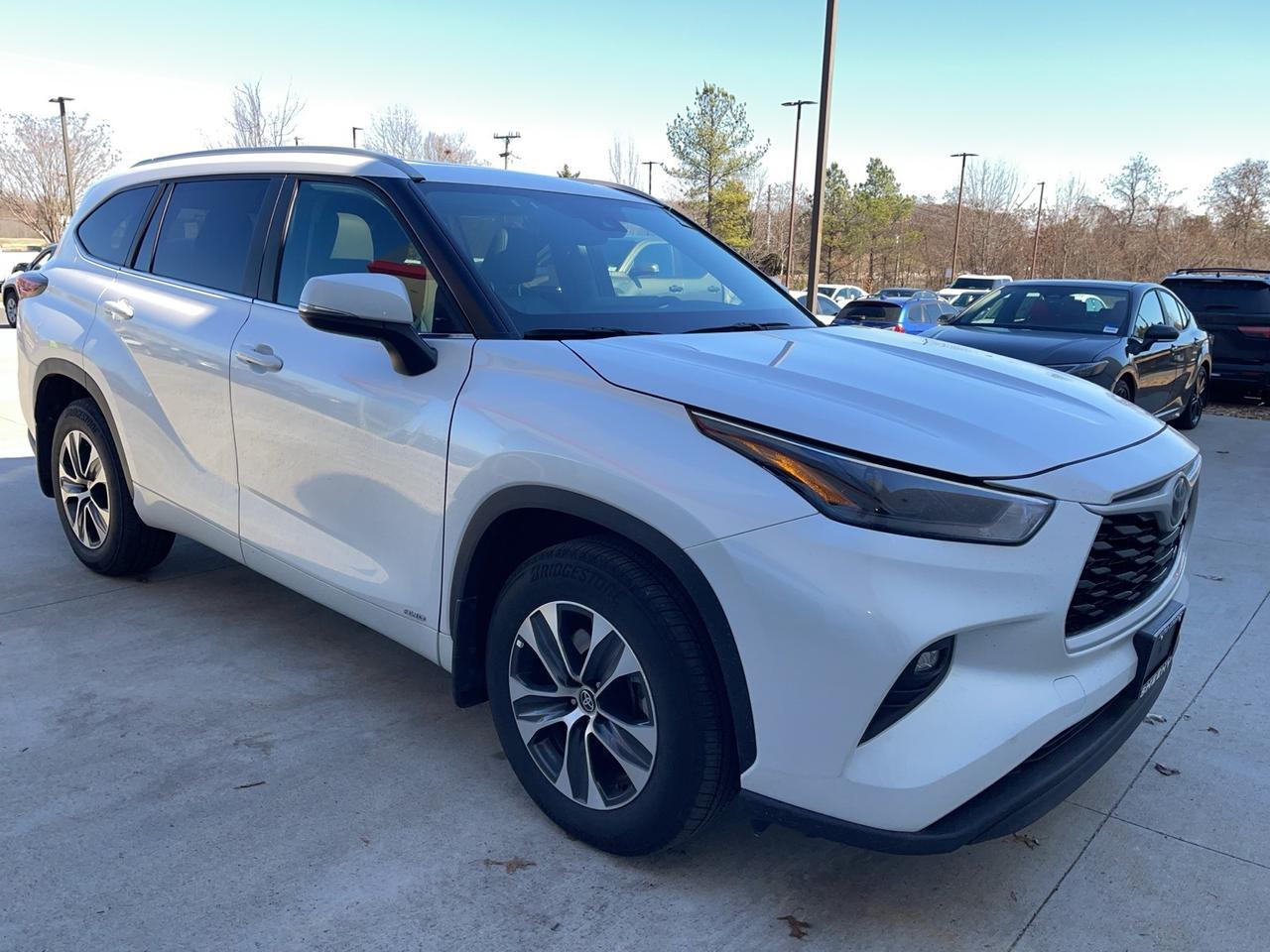 2026 Toyota Highlander Hybrid XLE