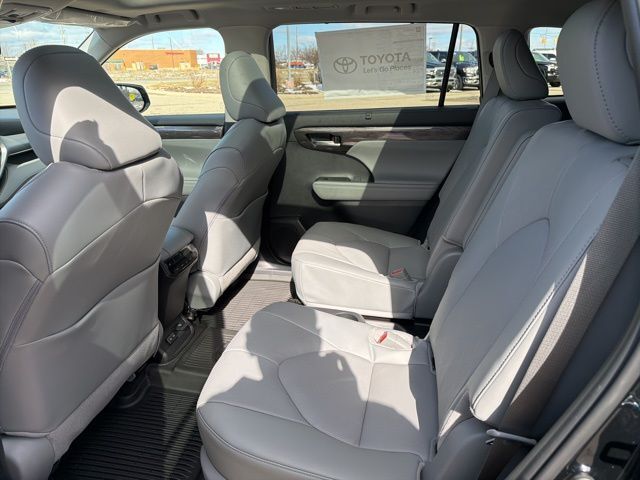 2026 Toyota Highlander Platinum San Clemente CA