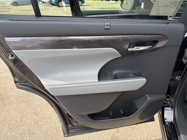 2026 Toyota Highlander Platinum San Clemente CA