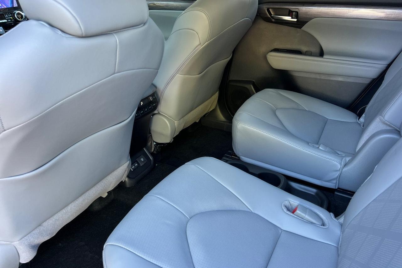 2026 Toyota Highlander Platinum Roseville CA