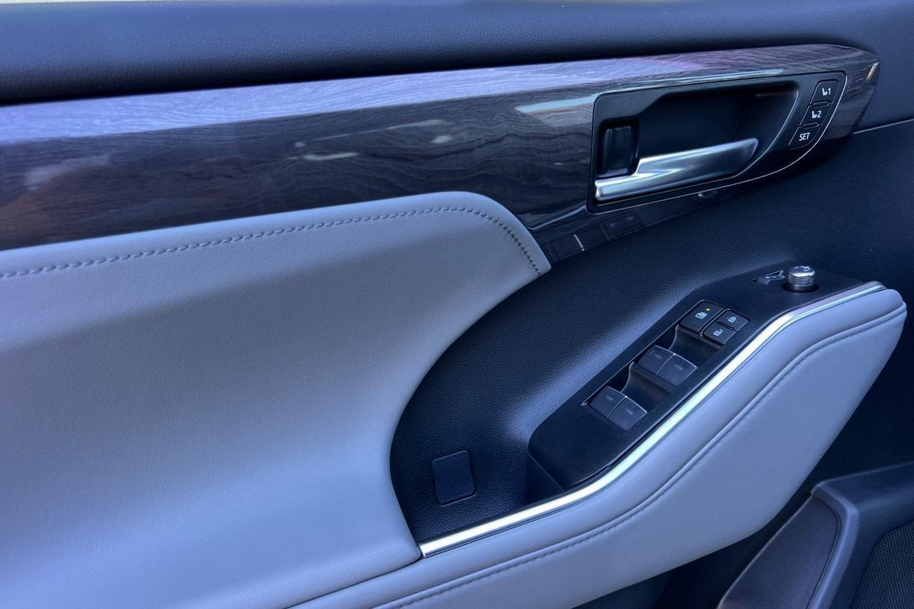 2026 Toyota Highlander Platinum Roseville CA