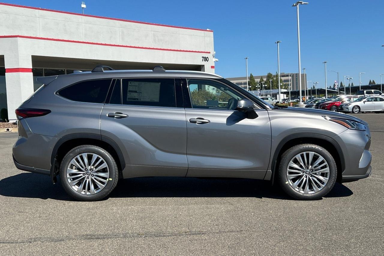 2026 Toyota Highlander Platinum Roseville CA