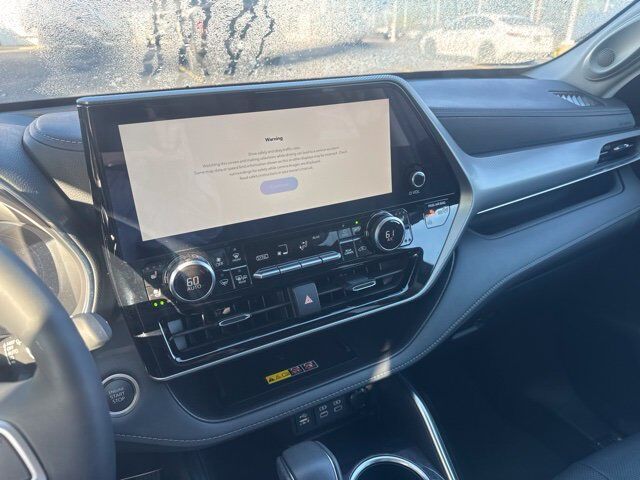 2026 Toyota Highlander Platinum Washington MO