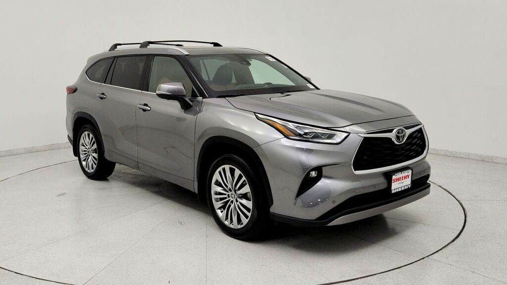 2026 Toyota Highlander Platinum