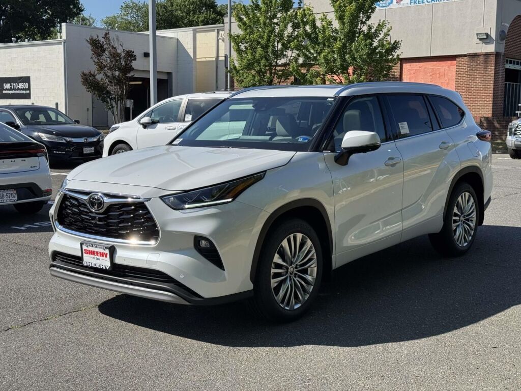 2026 Toyota Highlander Platinum Fredericksburg VA