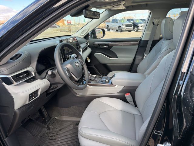 2026 Toyota Highlander Platinum San Clemente CA