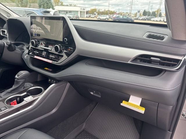 2026 Toyota Highlander Platinum San Clemente CA