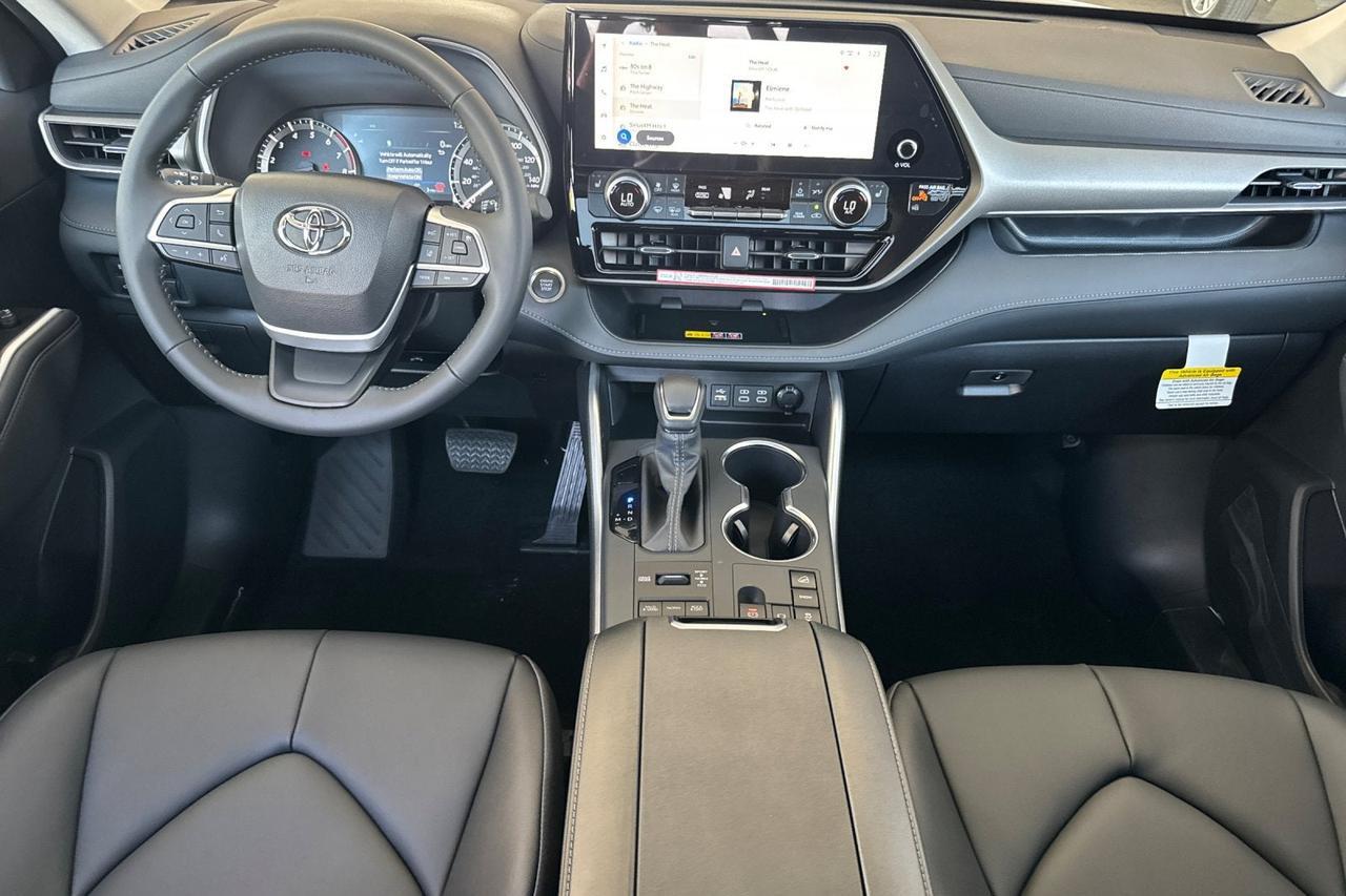 2026 Toyota Highlander XLE