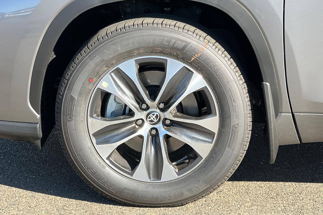 2026 Toyota Highlander XLE Roseville CA