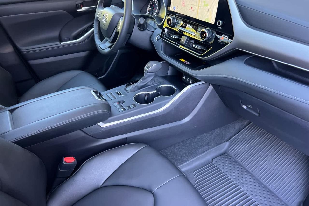 2026 Toyota Highlander XLE Roseville CA