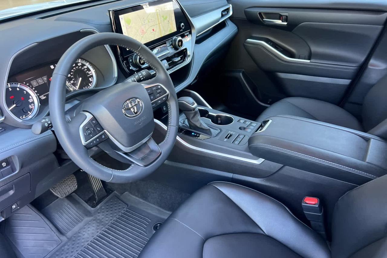 2026 Toyota Highlander XLE Roseville CA