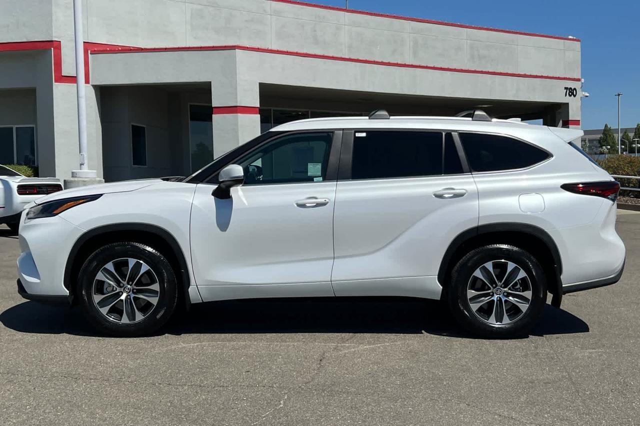 2026 Toyota Highlander XLE Roseville CA