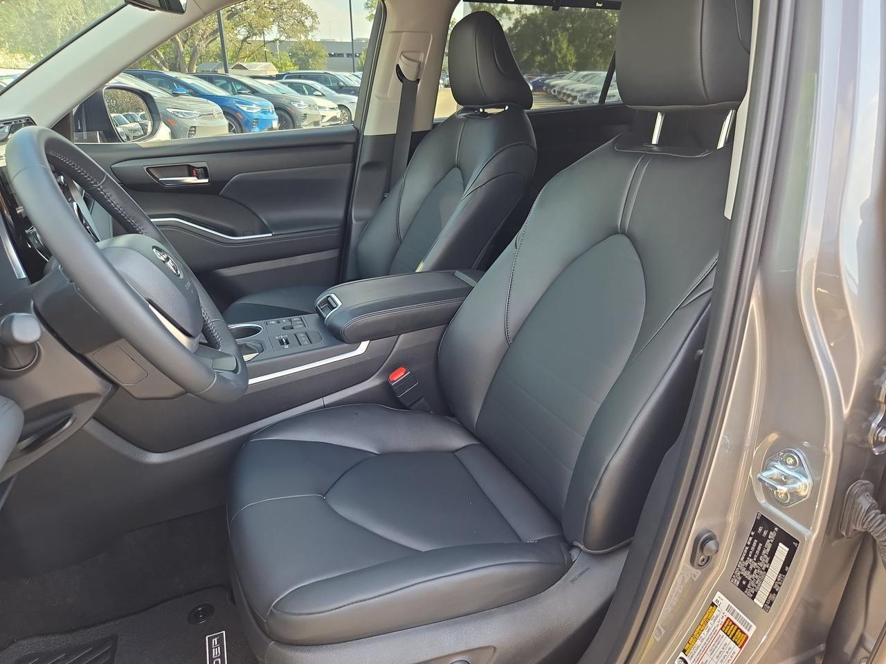 2026 Toyota Highlander XLE San Antonio TX