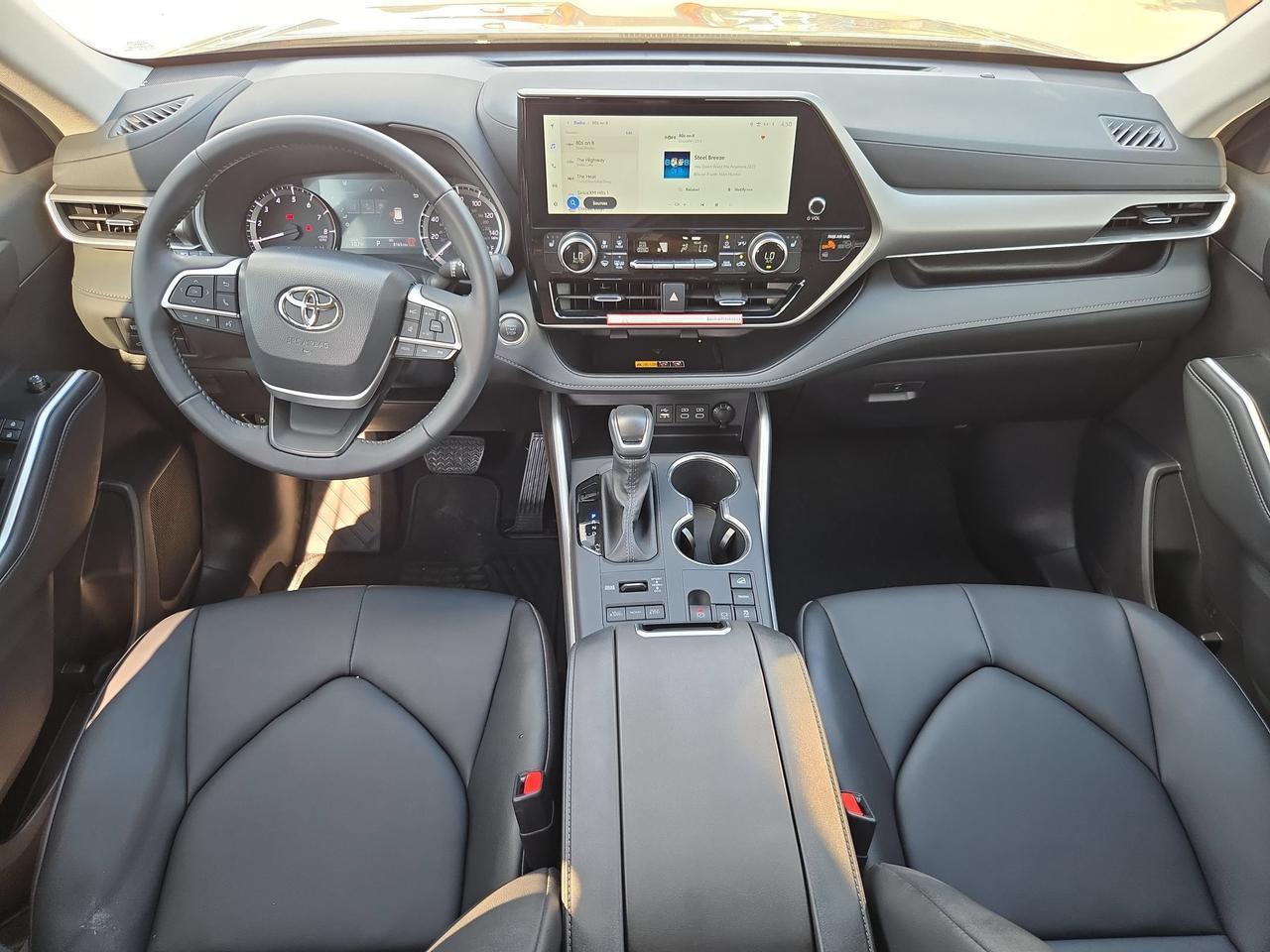 2026 Toyota Highlander XLE San Antonio TX