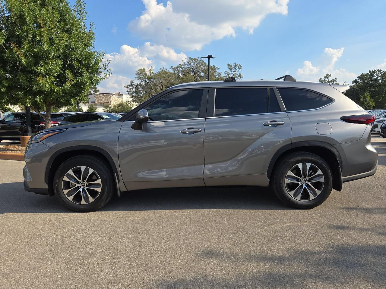 2026 Toyota Highlander XLE San Antonio TX