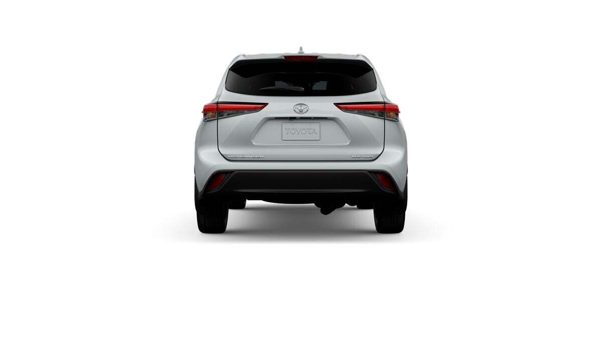 2026 Toyota Highlander XLE Fredericksburg VA