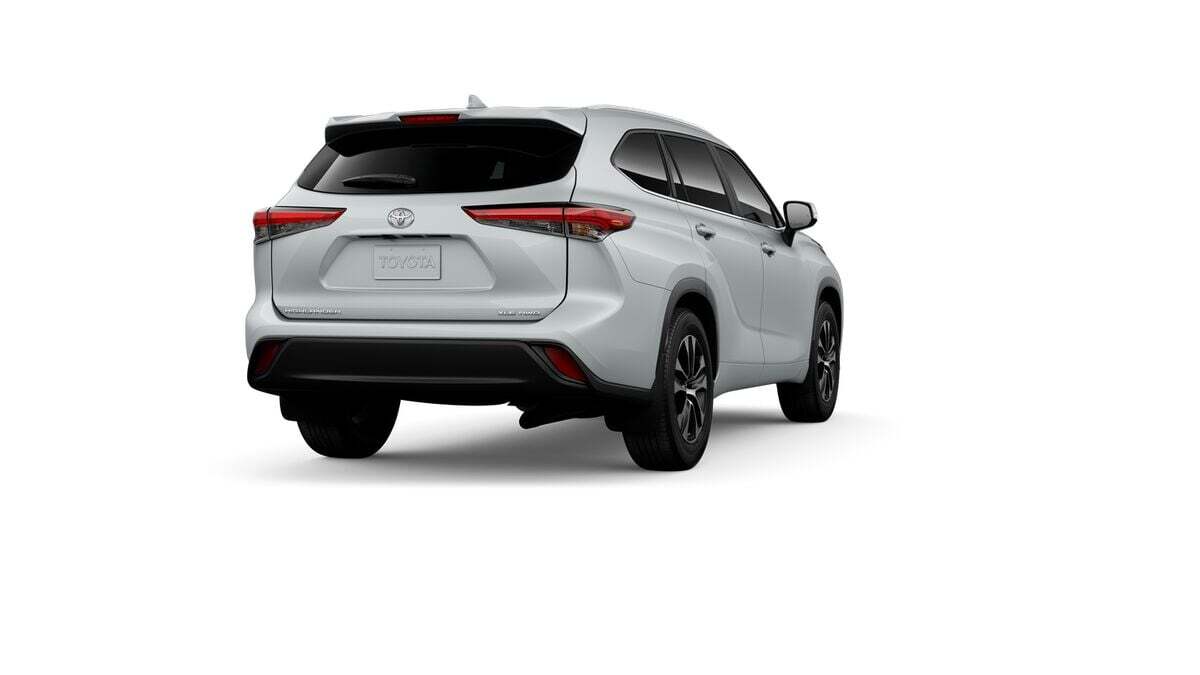 2026 Toyota Highlander XLE Fredericksburg VA