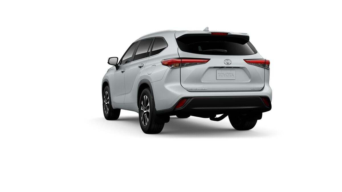 2026 Toyota Highlander XLE Fredericksburg VA
