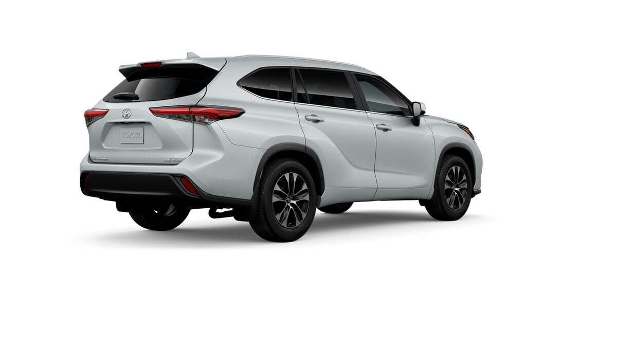 2026 Toyota Highlander XLE Fredericksburg VA
