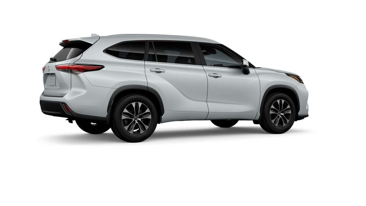 2026 Toyota Highlander XLE Fredericksburg VA