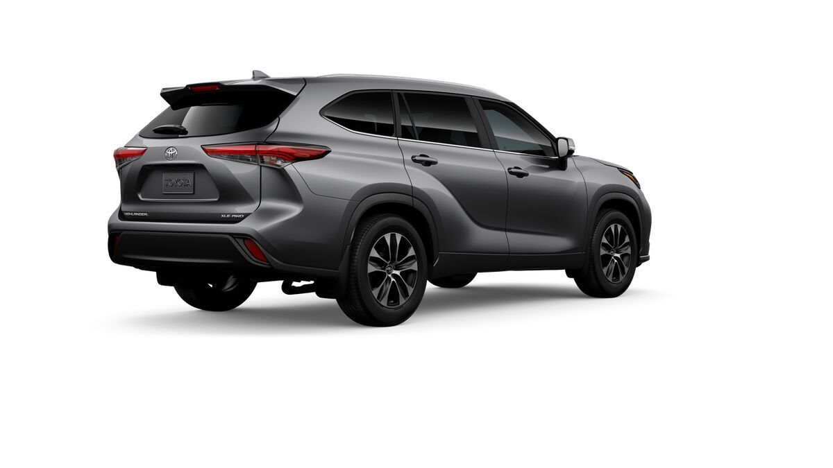 2026 Toyota Highlander XLE Fredericksburg VA
