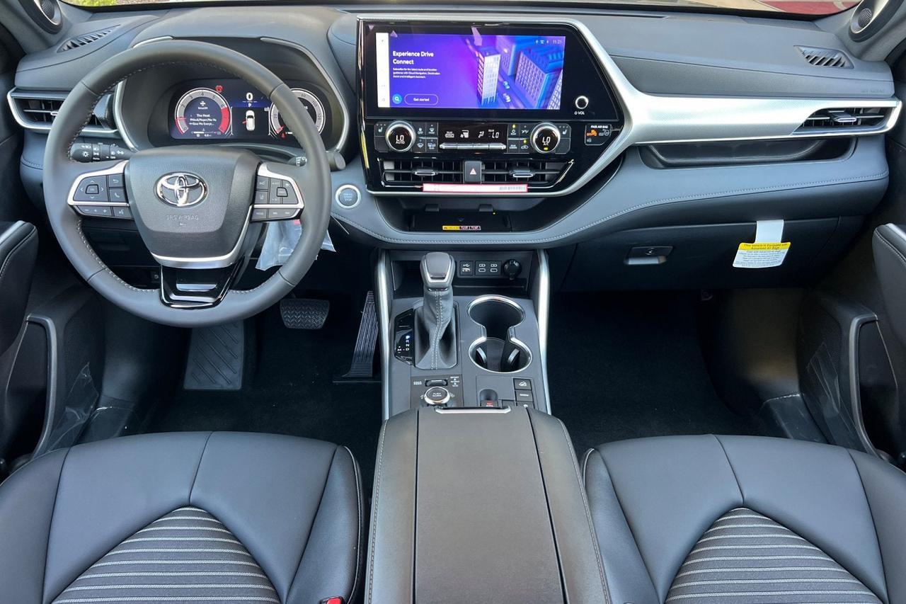 2026 Toyota Highlander XSE
