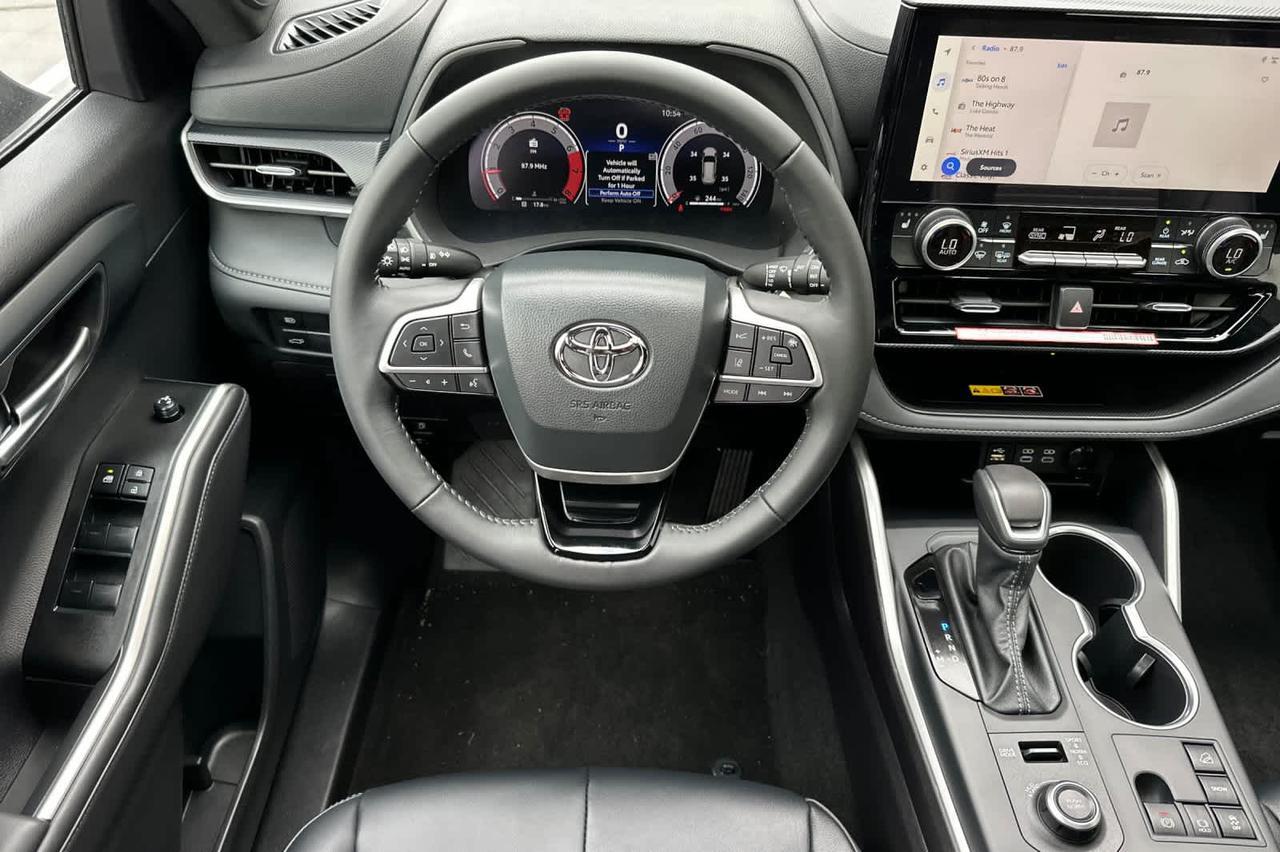 2026 Toyota Highlander XSE Roseville CA