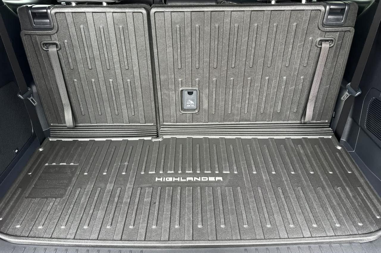 2026 Toyota Highlander XSE Roseville CA