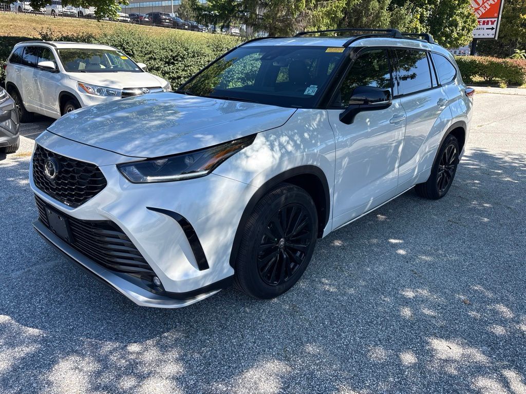 2026 Toyota Highlander XSE