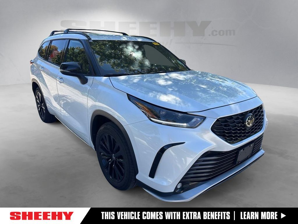 2026 Toyota Highlander XSE