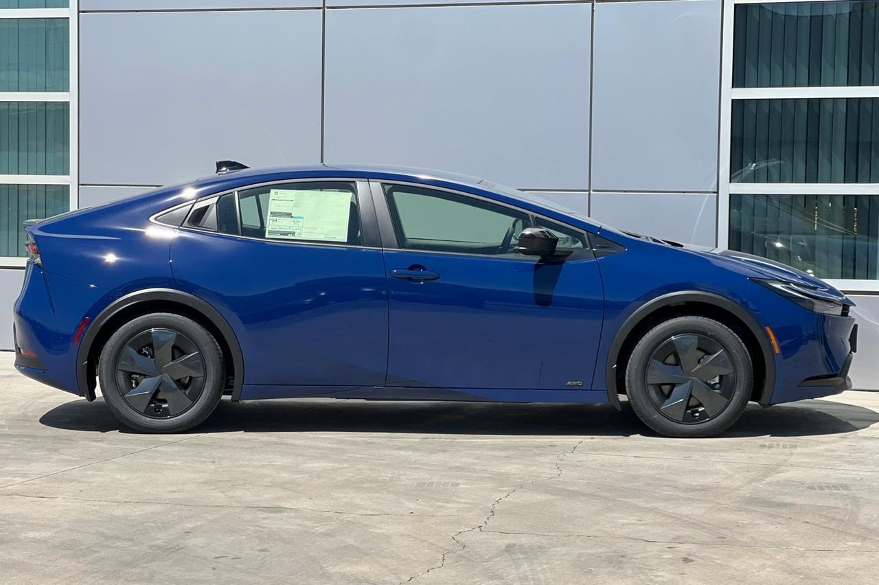 2026 Toyota Prius L Ontario OR