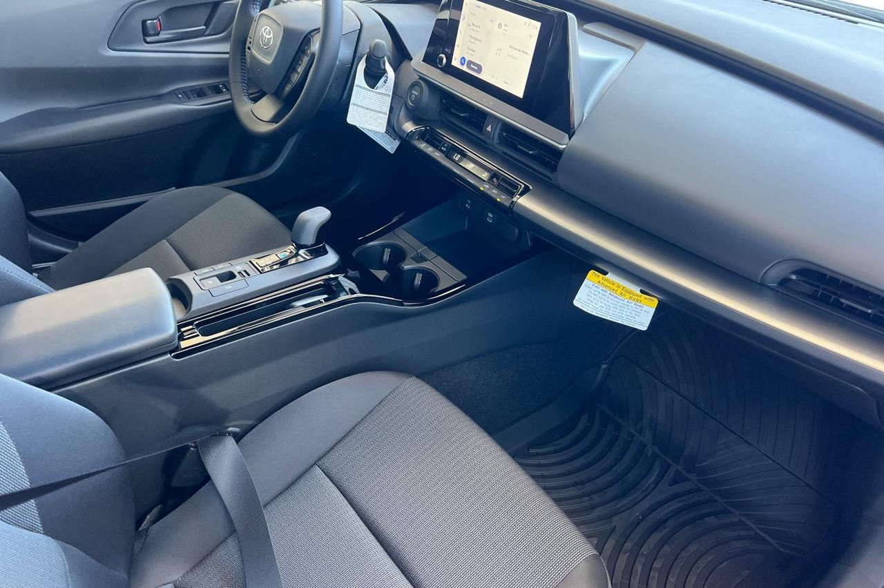 2026 Toyota Prius L Ontario OR