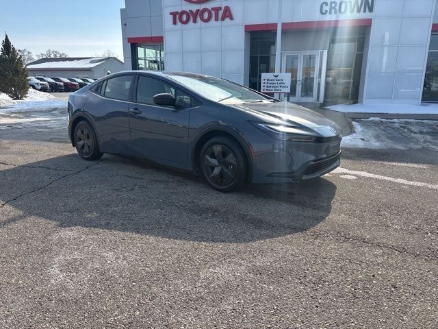 2026 Toyota Prius LE AWD