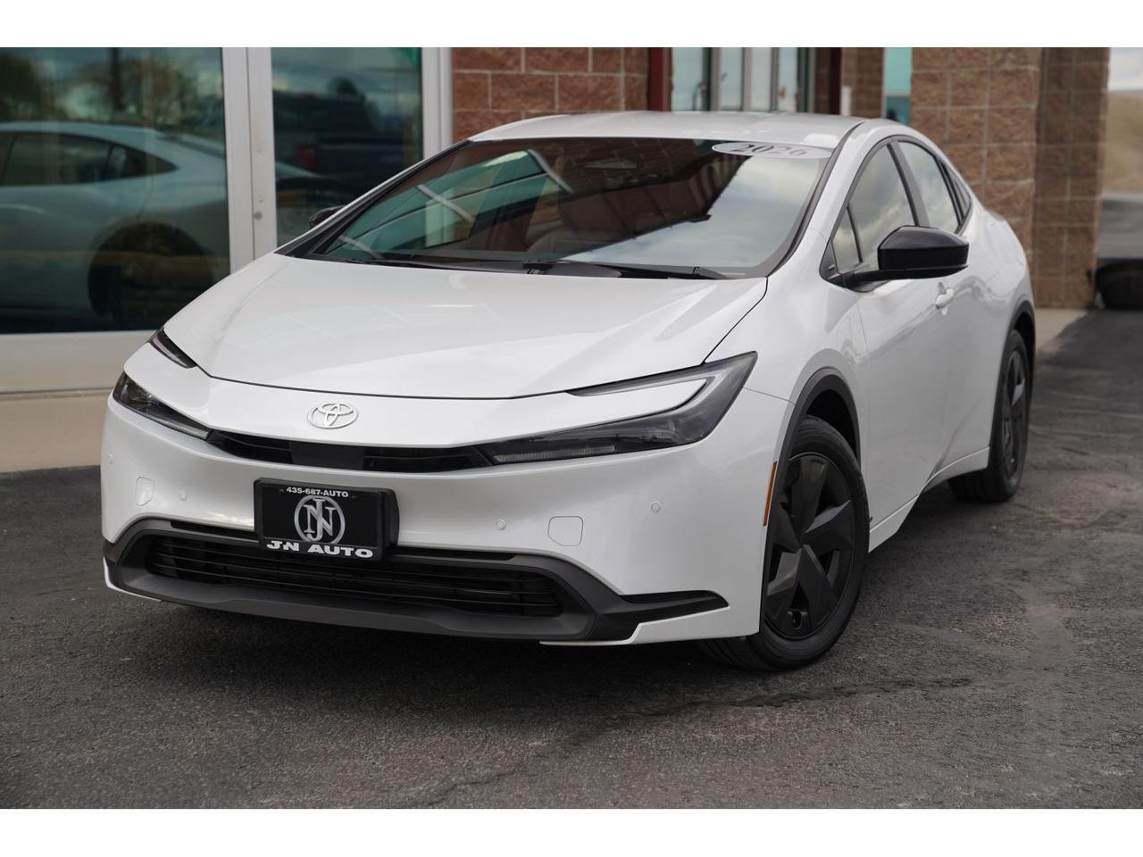 2026 Toyota Prius LE