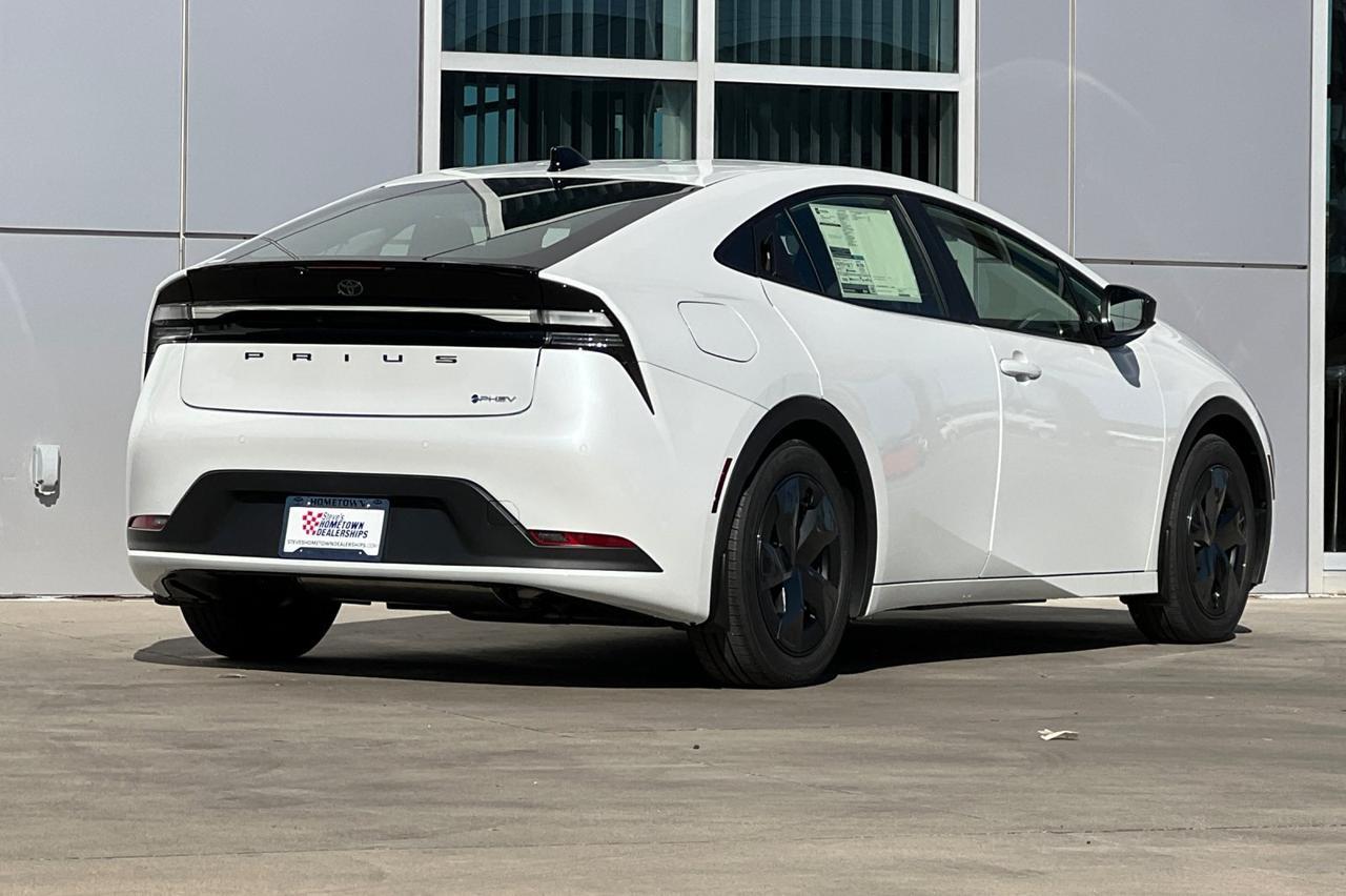 2026 Toyota Prius Plug-In Hybrid Ontario OR