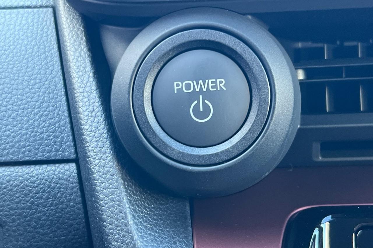 2026 Toyota Prius Plug-In Hybrid Ontario OR