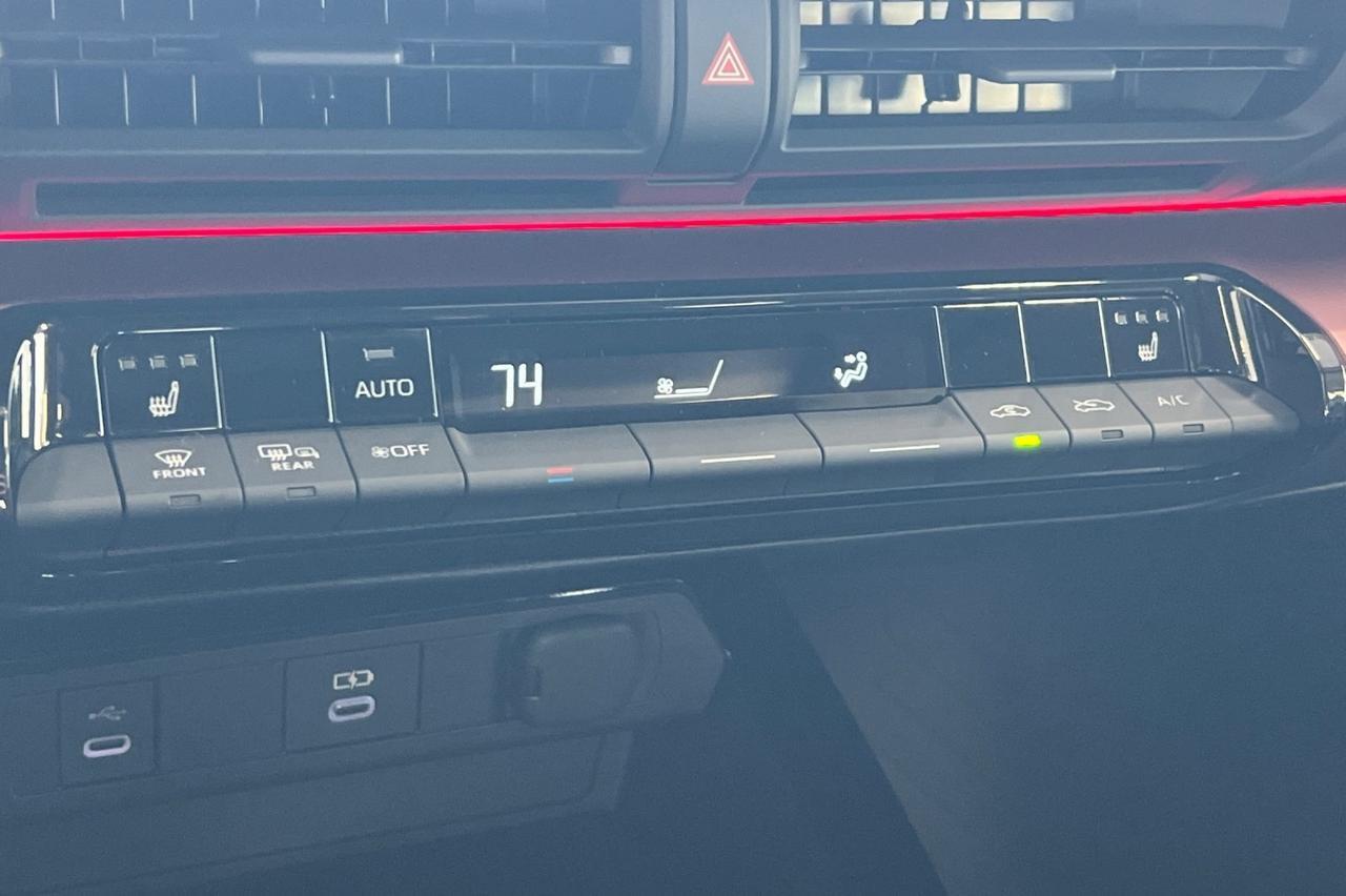 2026 Toyota Prius Plug-In Hybrid Ontario OR