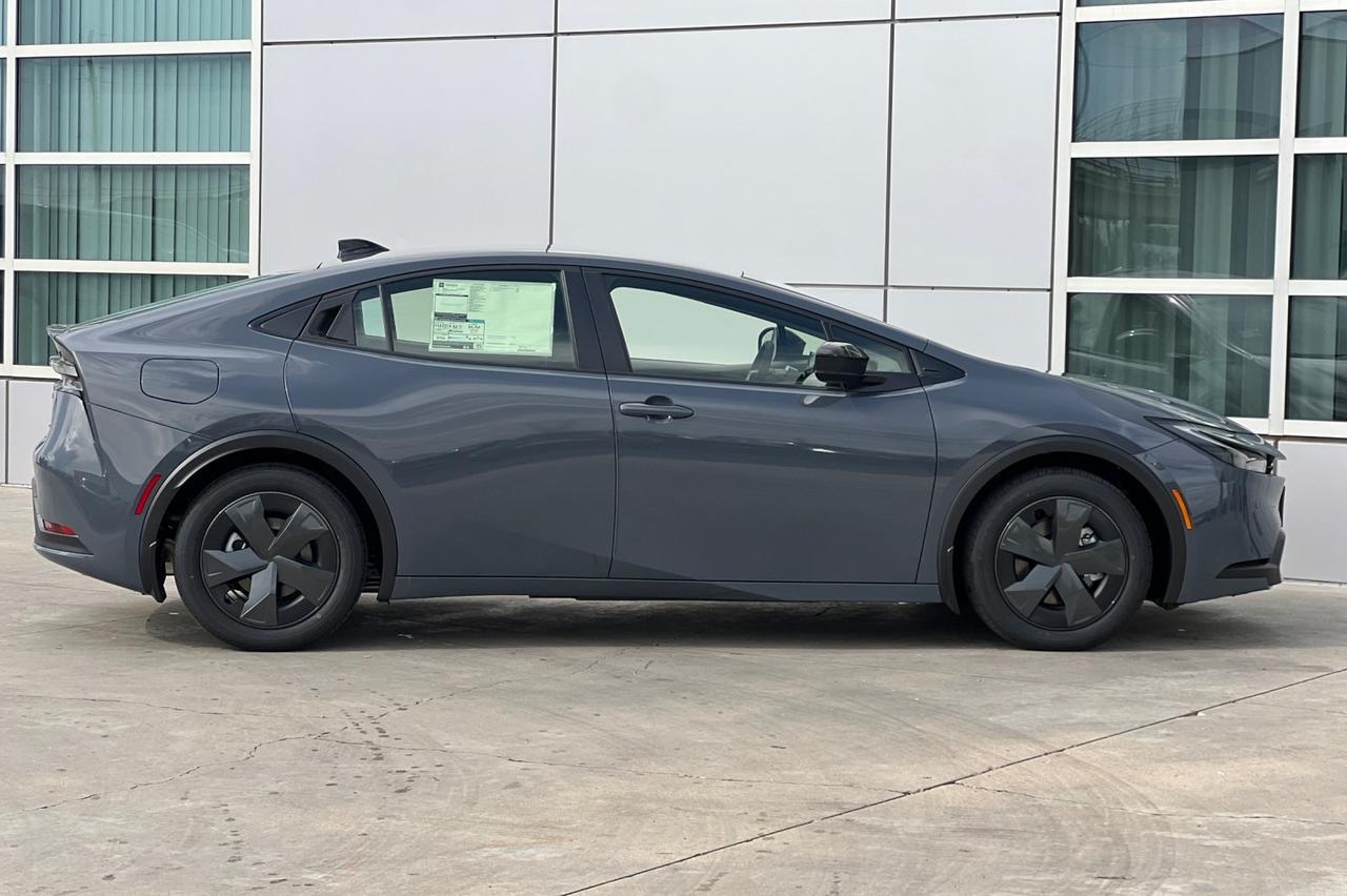 2026 Toyota Prius Plug-In Hybrid Ontario OR