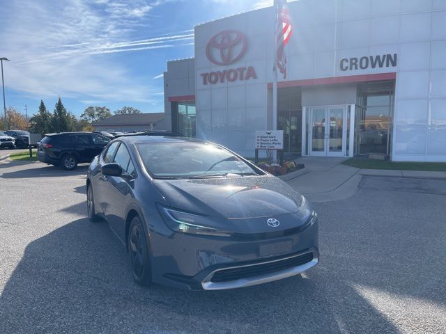 2026 Toyota Prius Plug-In Hybrid SE