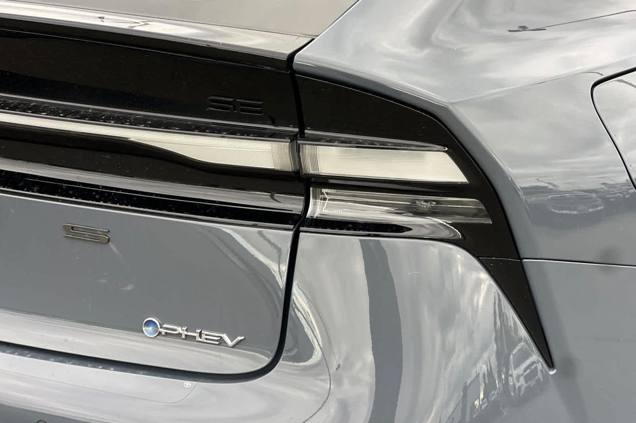 2026 Toyota Prius Plug-In Hybrid SE Roseville CA