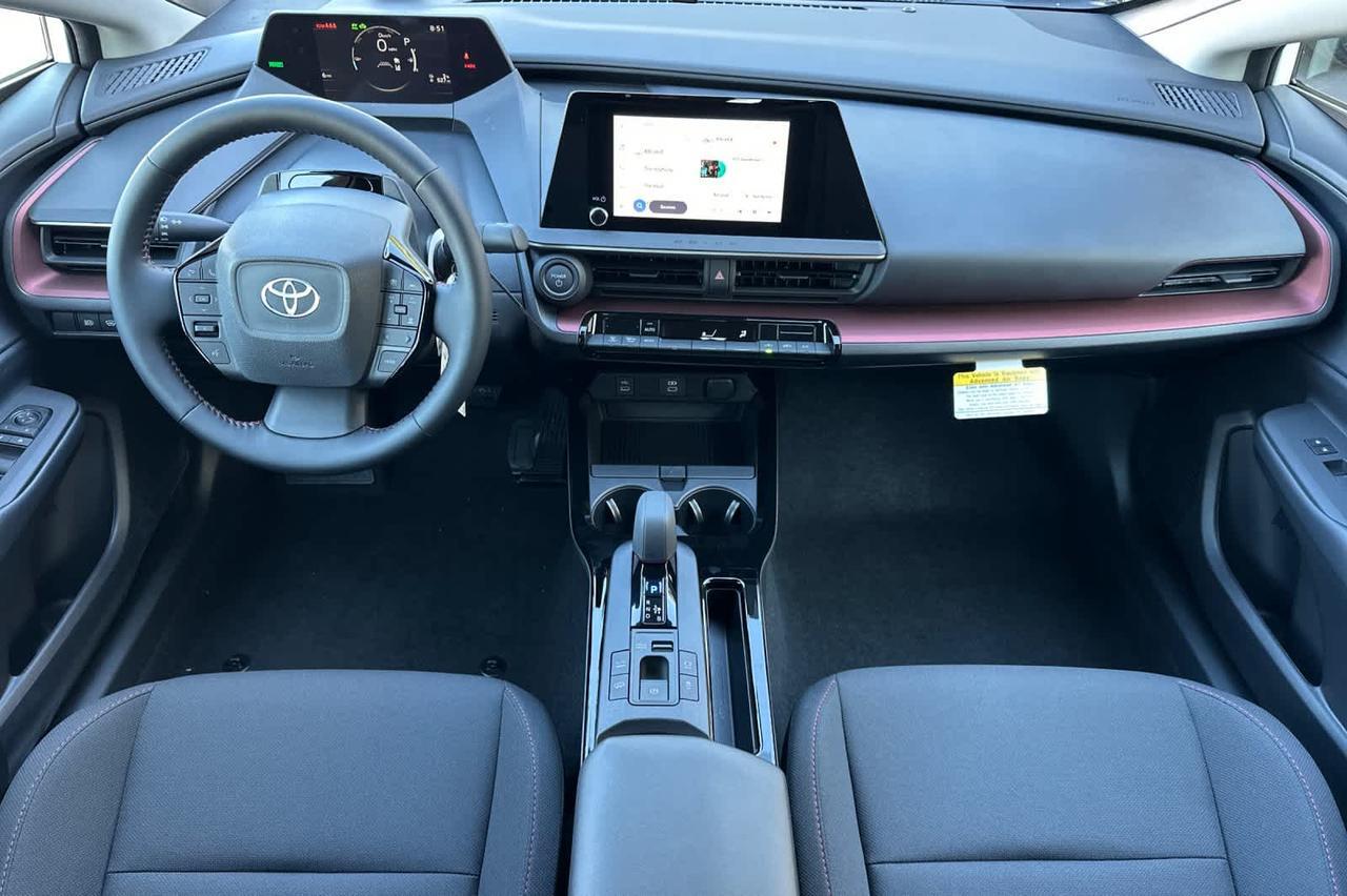 2026 Toyota Prius Plug-In Hybrid SE